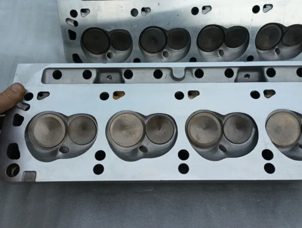 1987-1995 Ford Mustang 5.0L Edelbrock Aluminum Cylinder Heads COBRA 302 GT40 351