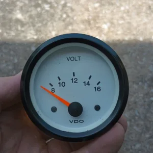 VDO Voltage Gauge 2 5/8