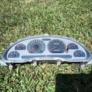 2003-2004 Ford Mustang MACH 1 4.6L Speedometer Instrument Cluster Gauges Gauge