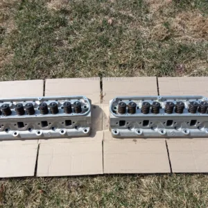 1987-1995 Ford Mustang 5.0L Edelbrock Aluminum Cylinder Heads COBRA 302 GT40 351