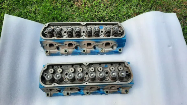 1987-1995 Ford Mustang 5.0L Ford Racing GT40 (iron) Cylinder Heads 302 COBRA GT