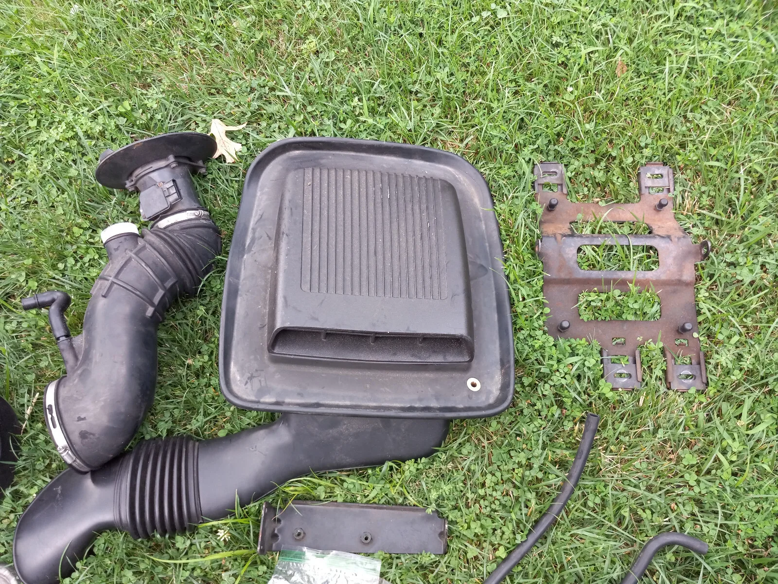 2003-2004 Ford Mustang Mach1 Ram Air Setup (hood) Mach 1 4.6L 32V 03 04 OEM - Image 4