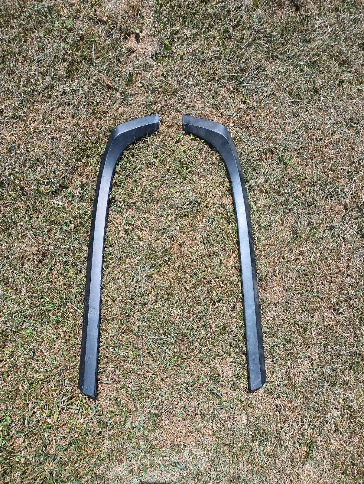 1983-1993 Ford Mustang Convertible Outer trim