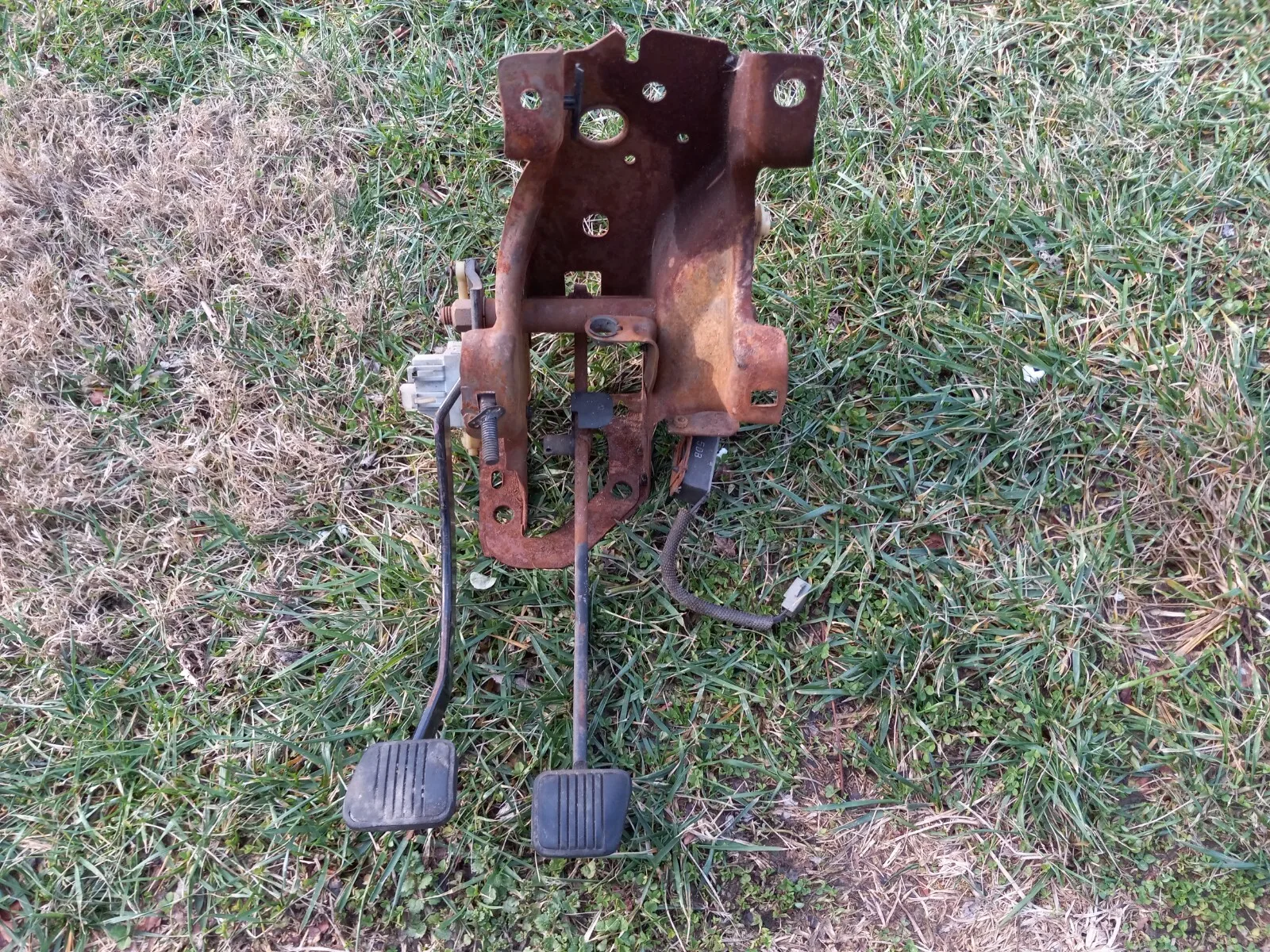 1983-1993 Ford Mustang Manual Clutch & Brake Pedal Assembly 5 speed T-5 Cobra GT