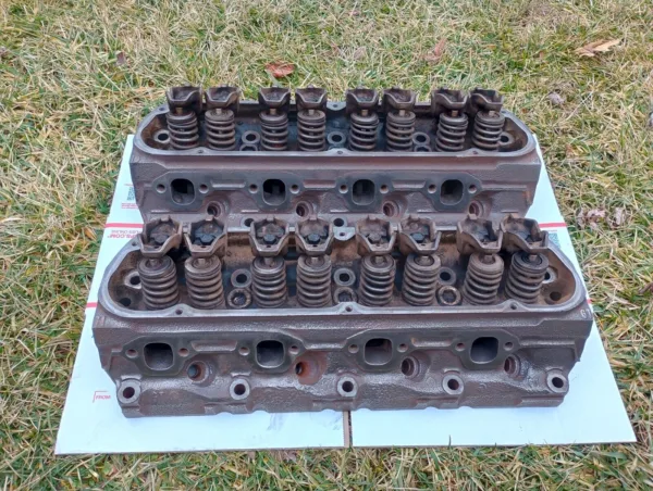 1987-1995 Ford Mustang 5.0L Ford Racing GT40 (iron) Cylinder Heads 302 COBRA GT