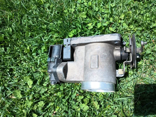 1994-1995 Ford Mustang 5.0L 70mm BBK Throttle Body 302 GT40 COBRA EFI V8 - Image 2