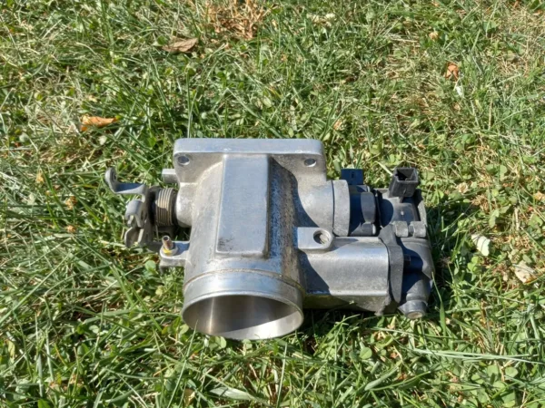 1994-1995 Ford Mustang 5.0L 70mm Throttle Body 302 GT40 COBRA EFI V8