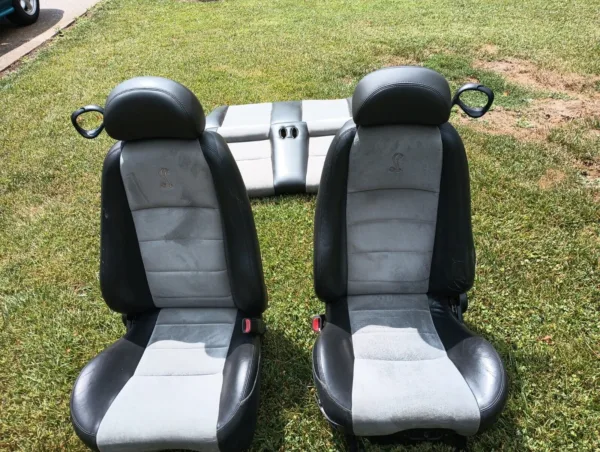 2003-2004 Ford Mustang Cobra 4.6L Front and Rear Seats (convertible) SVT Leather