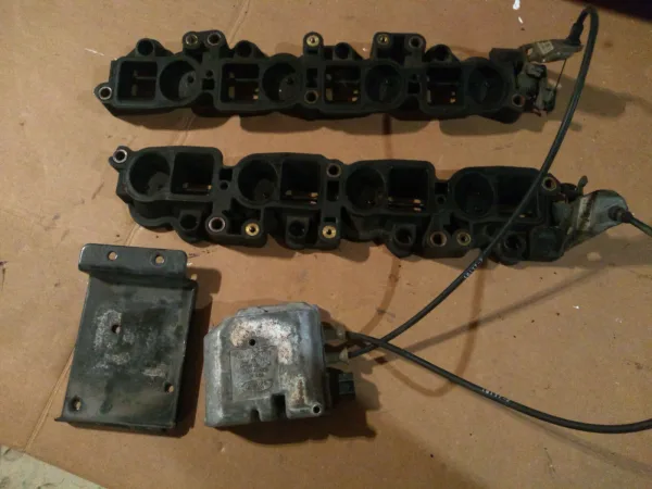 1996-1998 Ford Mustang Cobra 4.6L Intake Manifold Runner Control Plates IMRC 32V