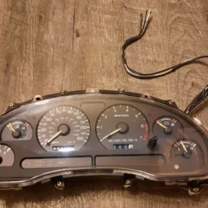 1994-1995 Ford Mustang GT 5.0L Speedometer Instrument Cluster Gauges Gauge
