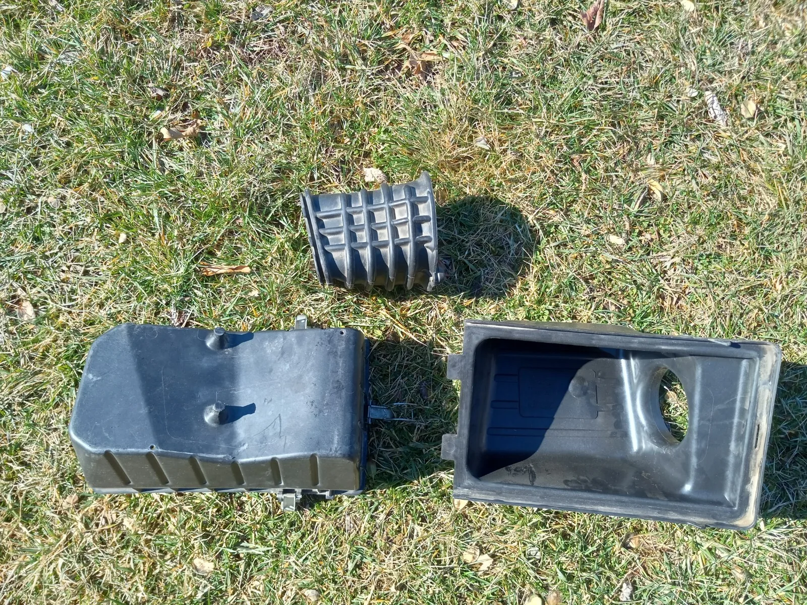 1999-2004 Ford Lightning Intake Air Box 5.4L SVT OEM Supercharger F150 Harley HD