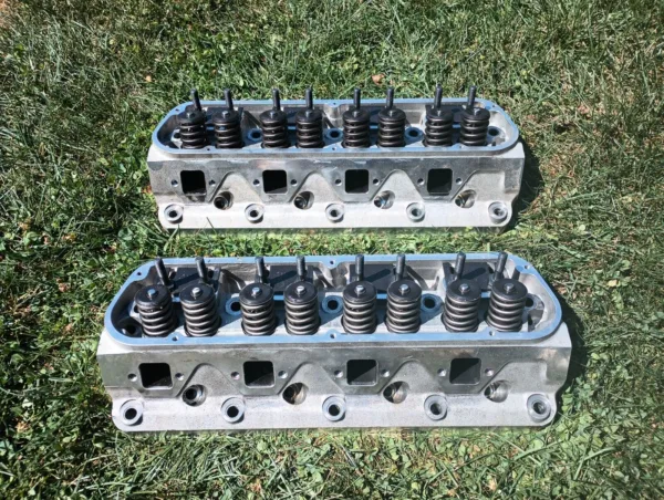 1987-1995 Ford Mustang 5.0L Edelbrock E Aluminum Cylinder Heads COBRA 302 351