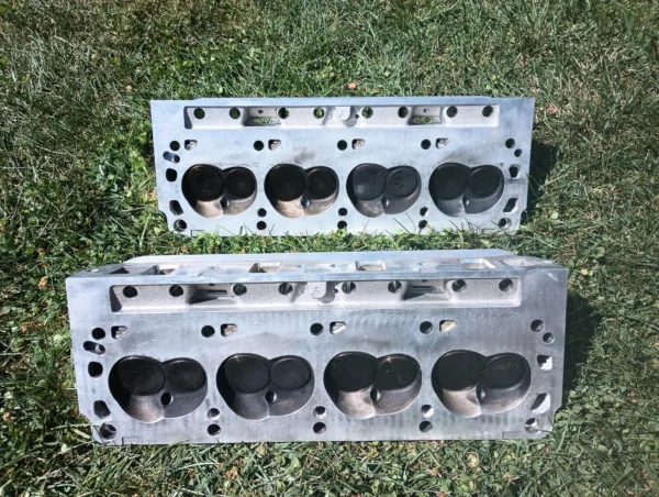 1987-1995 Ford Mustang 5.0L Edelbrock E Aluminum Cylinder Heads COBRA 302 351