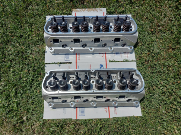 1987-1995 Ford Mustang 5.0L Edelbrock Victor Aluminum Cylinder Heads COBRA GT40