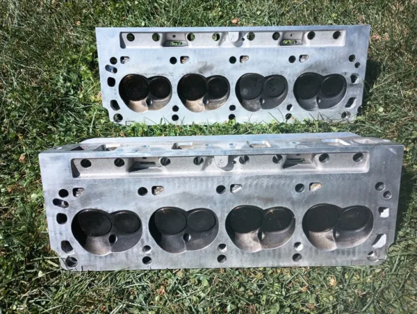 1987-1995 Ford Mustang 5.0L Edelbrock E Aluminum Cylinder Heads COBRA 302 351