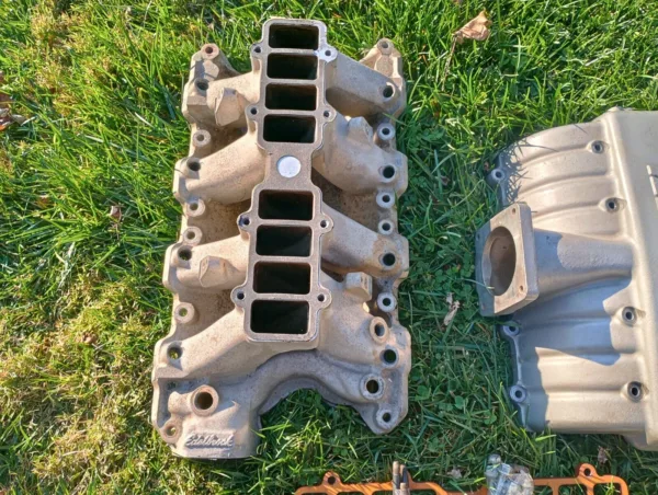 1986-1995 Ford Mustang 5.8L Edelbrock Victor Intake Manifold GT40 Cobra 351W EFI