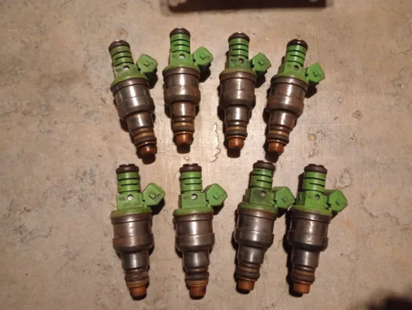 1999-2004 Ford Mustang Cobra 4.6L Fuel Injectors 42lb & Meter SVT Lightning 5.4L