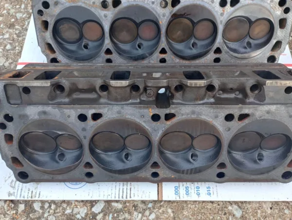 1987-1995 Ford Mustang 5.0L Roush Windsor Sr (iron) Cylinder Heads COBRA GT LX