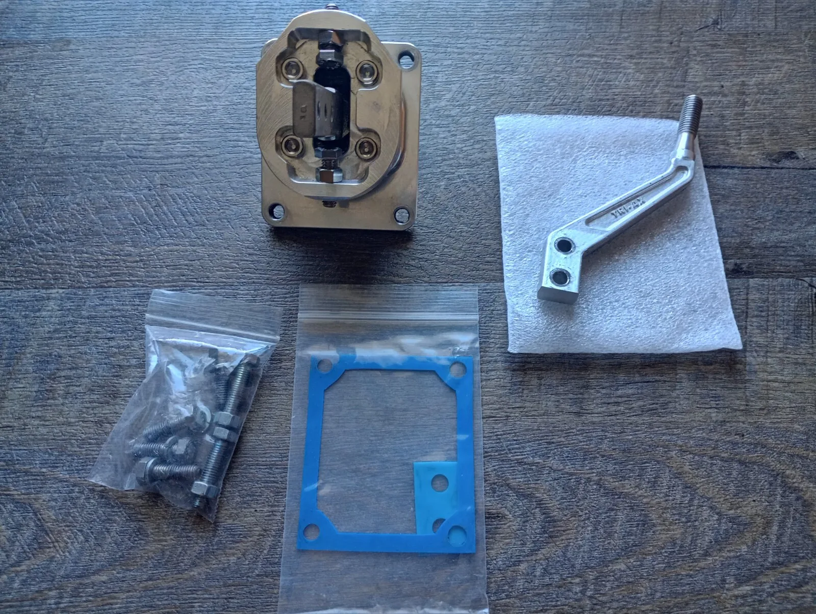 2003-2004 Ford Mustang 4.6L Cobra Tremec T56 Steeda Shifter 6 Speed Transmission