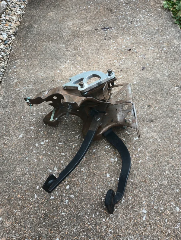 1983-1993 Ford Mustang Manual Clutch & Brake Pedal Assembly 5 speed T-5 Cobra GT - Image 2