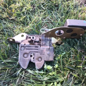 1992-1993 Ford Mustang Rear Hatchback Latch Assembly GT LX Cobra 5.0L