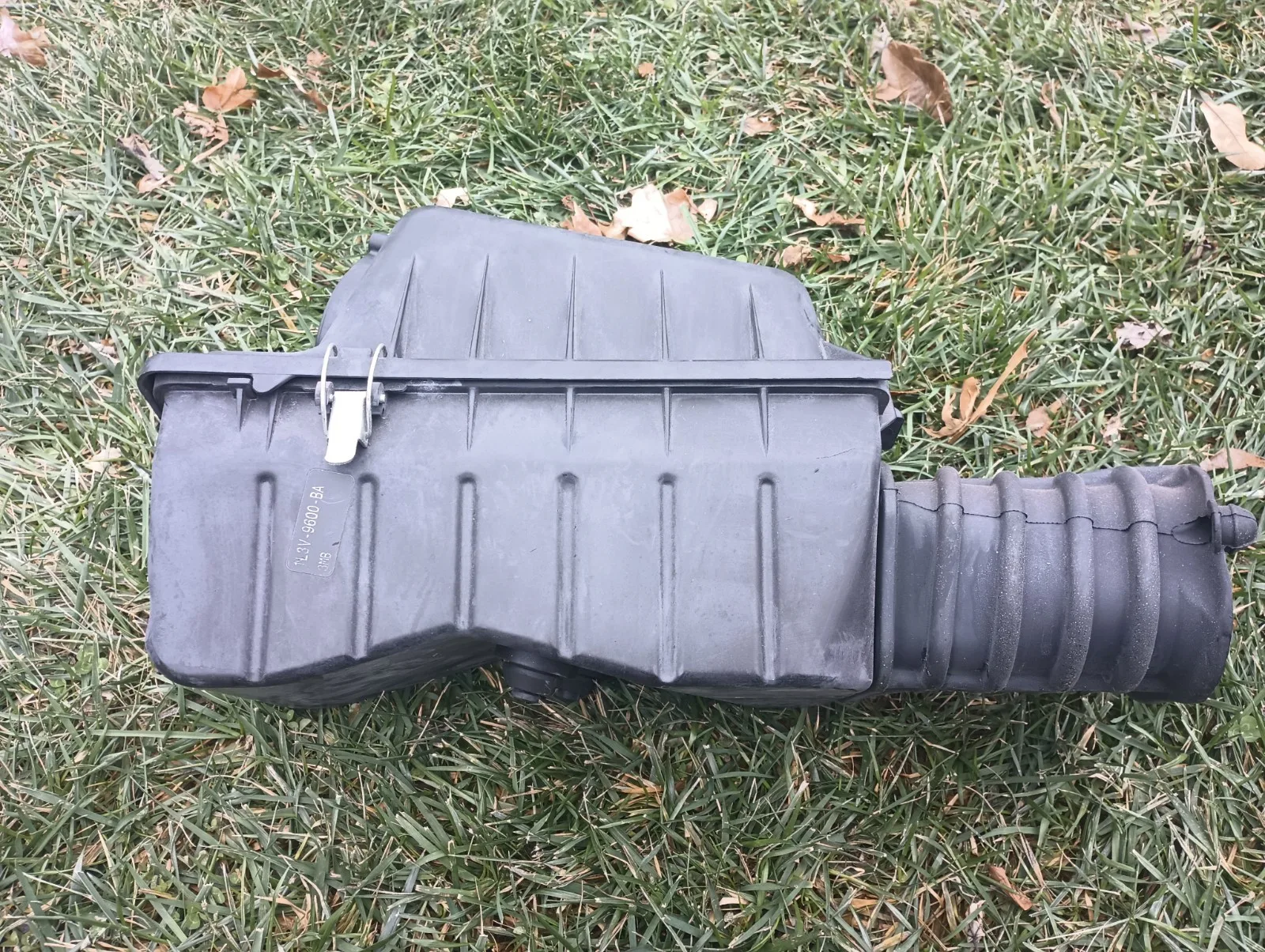 1999-2004 Ford Lightning Intake Air Box 5.4L SVT OEM Supercharger Filter F150 - Image 3