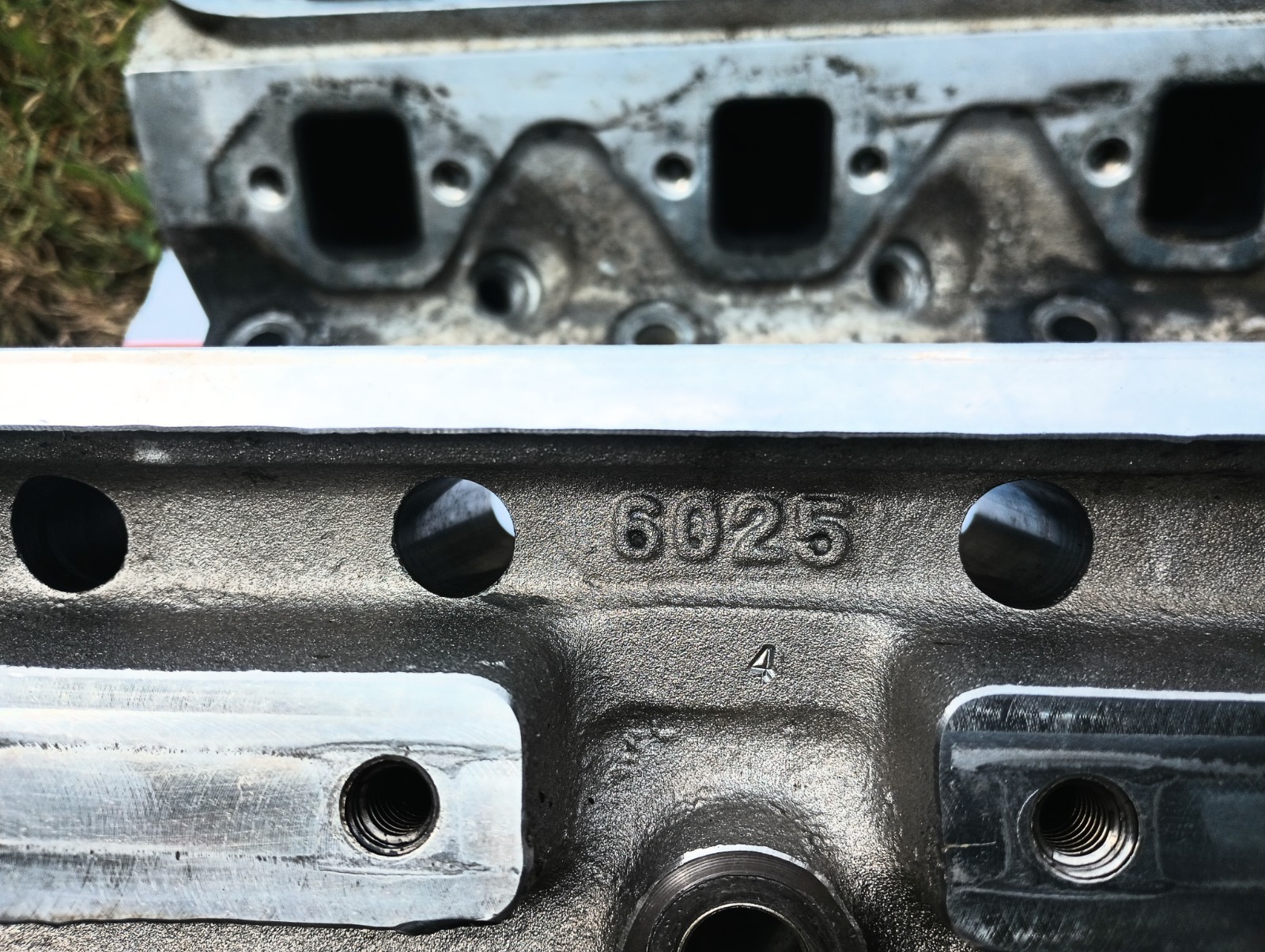 1987-1995 Ford Mustang 5.0L Edelbrock Aluminum Cylinder Heads COBRA 302 GT40 351 - Image 4